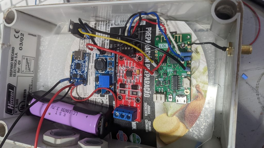 ESP8266, 18650, booster, RS485, TP4054